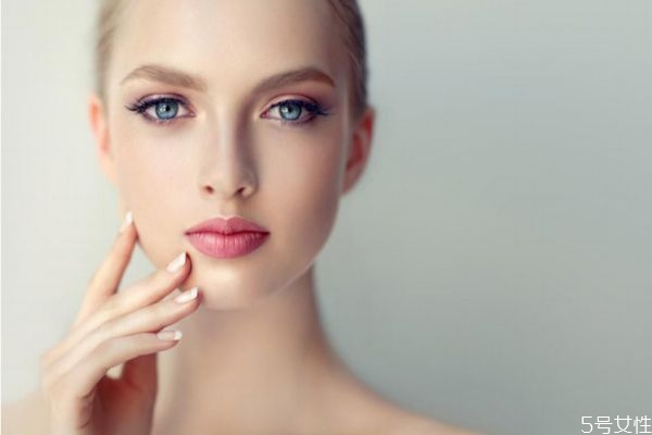 脂肪粒產(chǎn)生的原因是什么 怎樣祛除脂肪粒 脂肪粒產(chǎn)生的原因是什么 怎樣祛除脂肪粒