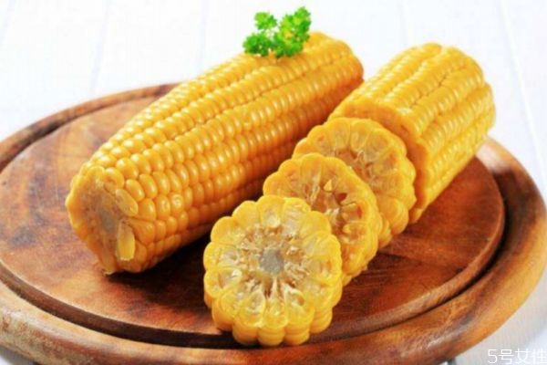 玉米有什么營養(yǎng)價(jià)值呢 吃玉米有什么好處呢 玉米有什么營養(yǎng)價(jià)值呢 吃玉米有什么好處呢