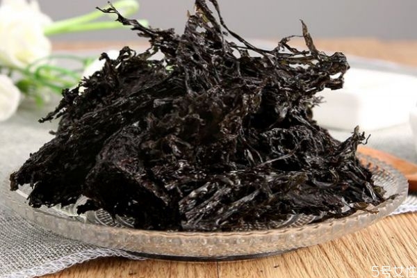 紫菜的生長環(huán)境是怎么樣的呢 什么人群不能吃紫菜呢 紫菜的生長環(huán)境是怎么樣的呢 什么人群不能吃紫菜呢