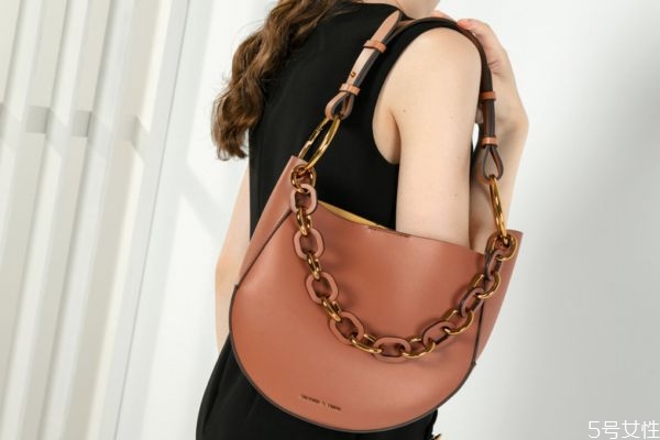 小ck最熱門的包是哪款 小ck包必買款 小ck最熱門的包是哪款 小ck包必買款