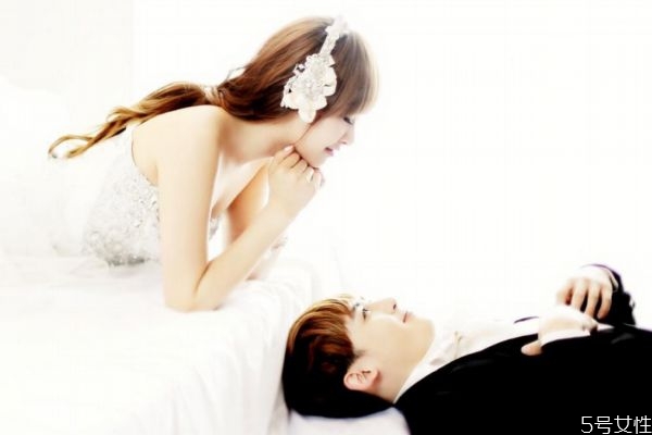 談戀愛最忌諱什么 戀愛中應(yīng)該注意什么 談戀愛最忌諱什么 戀愛中應(yīng)該注意什么