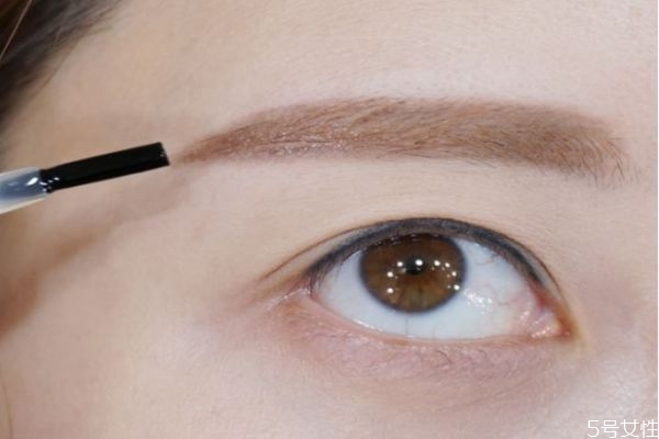 初學(xué)者如何畫眉毛 自己學(xué)畫眉毛基本步驟 初學(xué)者如何畫眉毛 自己學(xué)畫眉毛基本步驟