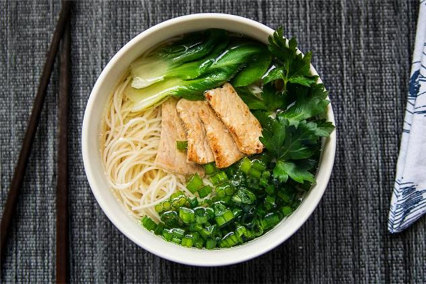 面條發(fā)霉了還能吃嗎 發(fā)霉的面條煮熟能吃嗎