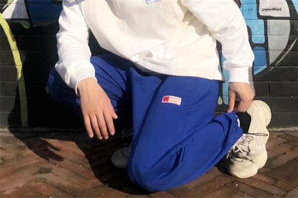 男生穿什么褲子好看 男生穿什么褲子時髦 男生穿什么褲子好看 男生穿什么褲子時髦