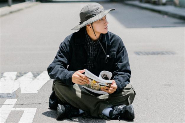 日系男生怎么穿搭 男生日系穿搭圖片 日系男生怎么穿搭 男生日系穿搭圖片