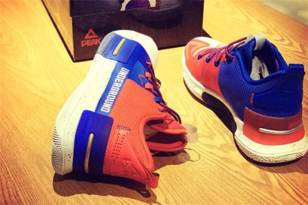 匹克路威閃現(xiàn)開箱測(cè)評(píng) 匹克路威閃現(xiàn)偏碼嗎 匹克路威閃現(xiàn)開箱測(cè)評(píng) 匹克路威閃現(xiàn)偏碼嗎