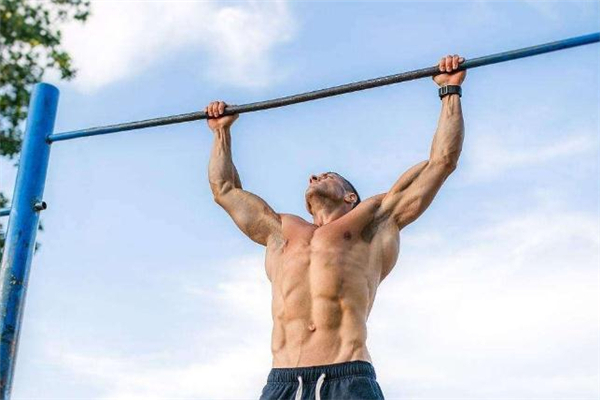 為什么做引體向上脖子疼 做引體向上脖子疼怎么辦 為什么做引體向上脖子疼 做引體向上脖子疼怎么辦