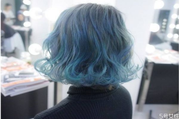 染發(fā)要注意哪些細節(jié) 染發(fā)有哪些小細節(jié) 染發(fā)要注意哪些細節(jié) 染發(fā)有哪些小細節(jié)