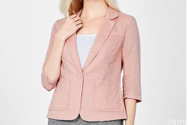 什么時(shí)候混紡衣服呢 混紡面料有什么好處呢 什么時(shí)候混紡衣服呢 混紡面料有什么好處呢