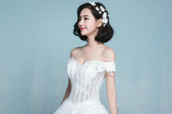 如何練出一字肩 肩部常見問題有哪些 如何練出一字肩 肩部常見問題有哪些