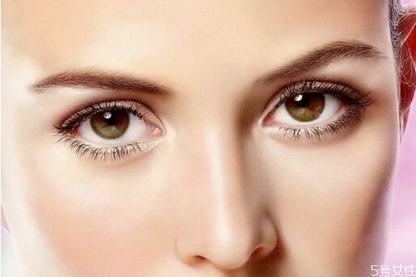 去腫眼泡的手術(shù)有什么呢 手術(shù)之前要注意什么呢 去腫眼泡的手術(shù)有什么呢 手術(shù)之前要注意什么呢