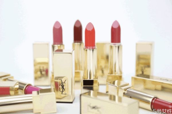 口紅怎么選顏色 測(cè)試口紅好壞的小竅門