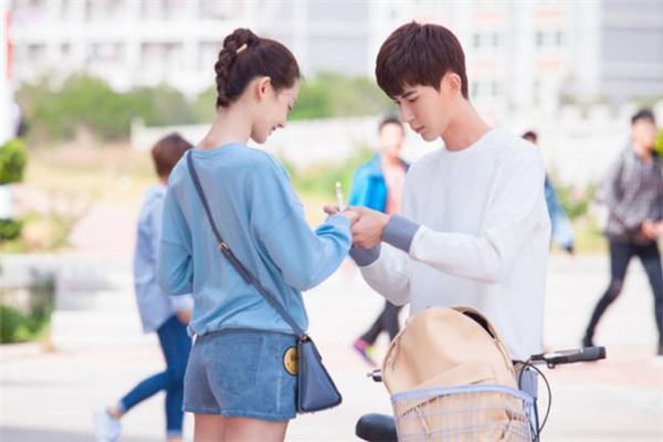 網(wǎng)戀男生動(dòng)心了的表現(xiàn) 網(wǎng)戀男生喜歡你的表現(xiàn) 網(wǎng)戀男生動(dòng)心了的表現(xiàn) 網(wǎng)戀男生喜歡你的表現(xiàn)