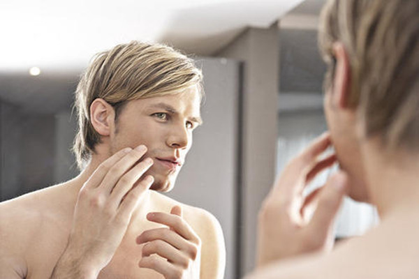 男士爽膚水的用法 男士爽膚水怎么選 男士爽膚水的用法 男士爽膚水怎么選