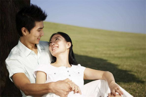 男朋友家里條件不好怎么辦 男朋友家里很窮能嫁嗎 男朋友家里條件不好怎么辦 男朋友家里很窮能嫁嗎