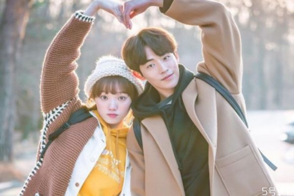 男生會(huì)喜歡戀愛空白的女生嗎 戀愛史空白的女人好嗎 男生會(huì)喜歡戀愛空白的女生嗎 戀愛史空白的女人好嗎