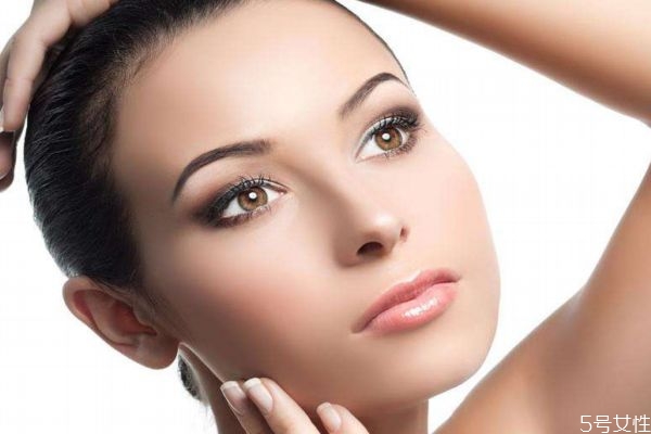 果酸換膚是永久性的嗎 果酸換膚適合什么年齡人群呢 果酸換膚是永久性的嗎 果酸換膚適合什么年齡人群呢