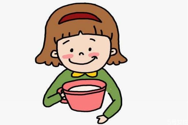 為什么要多喝水呢 多喝水有什么好呢 為什么要多喝水呢 多喝水有什么好呢