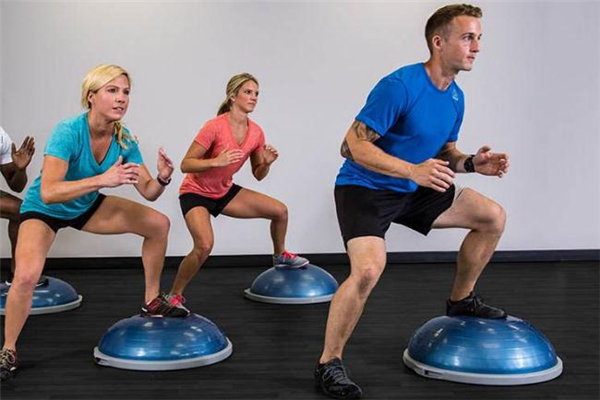 波速球訓(xùn)練動(dòng)作 波速球怎么練腹部 波速球訓(xùn)練動(dòng)作 波速球怎么練腹部