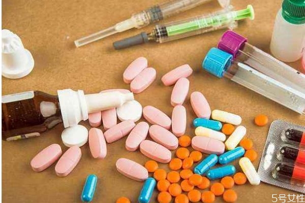 腎結(jié)石是一種什么病呢 腎結(jié)石的造成原因是什么呢 腎結(jié)石是一種什么病呢 腎結(jié)石的造成原因是什么呢