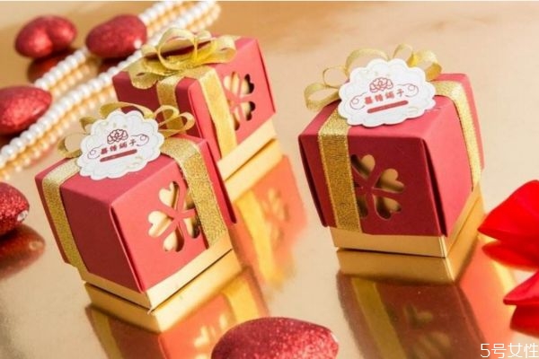 結(jié)婚喜糖一般裝多少顆 結(jié)婚喜糖一般怎么搭配 結(jié)婚喜糖一般裝多少顆 結(jié)婚喜糖一般怎么搭配