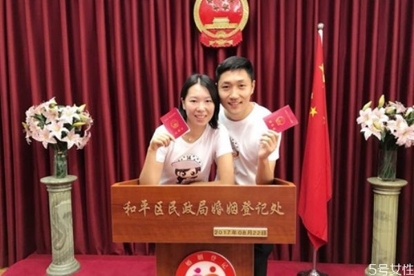 先領證再結(jié)婚靠譜嗎 先領證后結(jié)婚利弊 先領證再結(jié)婚靠譜嗎 先領證后結(jié)婚利弊