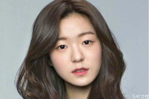 染發(fā)后多少天可以洗頭 染發(fā)之后怎么護理 染發(fā)后多少天可以洗頭 染發(fā)之后怎么護理