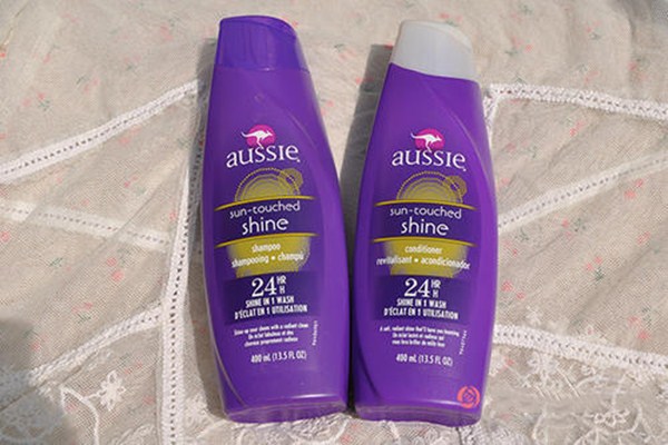 護(hù)發(fā)素的作用是什么 發(fā)膜和護(hù)發(fā)素那個(gè)更有營(yíng)養(yǎng) 護(hù)發(fā)素的作用是什么 發(fā)膜和護(hù)發(fā)素那個(gè)更有營(yíng)養(yǎng)