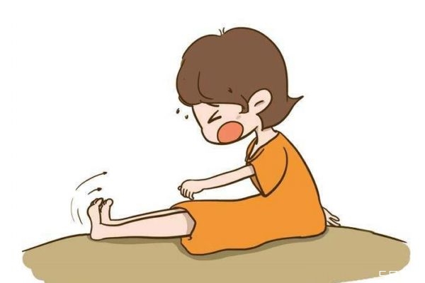 懷孕晚上腿抽筋應(yīng)該怎么辦呢 孕婦晚上為什么抽筋呢 懷孕晚上腿抽筋應(yīng)該怎么辦呢 孕婦晚上為什么抽筋呢