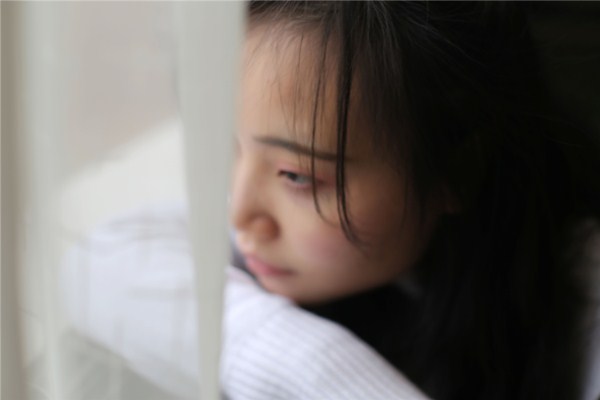 異地戀帶來(lái)了怎樣的考驗(yàn) 為什么異地戀最考驗(yàn)人心 異地戀帶來(lái)了怎樣的考驗(yàn) 為什么異地戀最考驗(yàn)人心