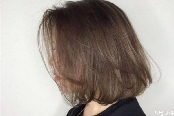 第一次染頭發(fā)什么顏色好 四款自然系發(fā)色推薦 第一次染頭發(fā)什么顏色好 四款自然系發(fā)色推薦
