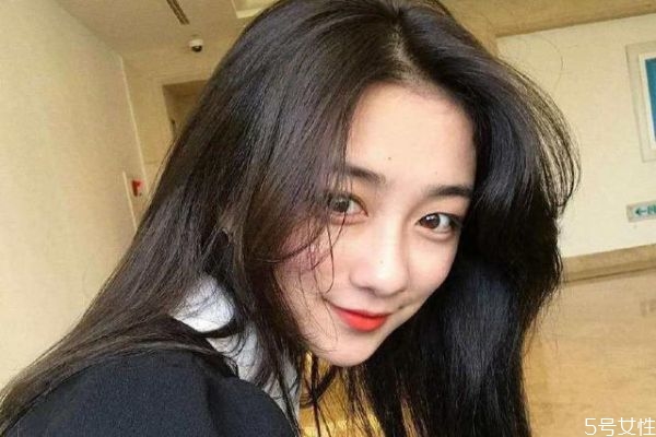 染發(fā)后多少天可以洗頭 染發(fā)之后怎么護理 染發(fā)后多少天可以洗頭 染發(fā)之后怎么護理