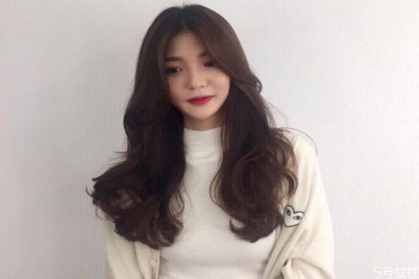 染發(fā)后多少天可以洗頭 染發(fā)之后怎么護理 染發(fā)后多少天可以洗頭 染發(fā)之后怎么護理