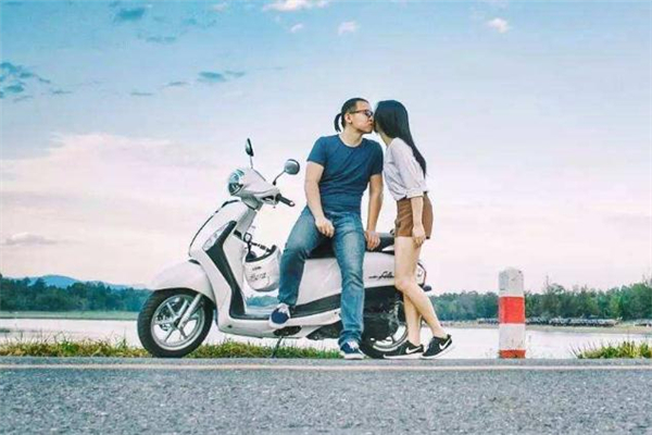 追求女人為什么不能跪舔 為什么舔狗都是男生 追求女人為什么不能跪舔 為什么舔狗都是男生