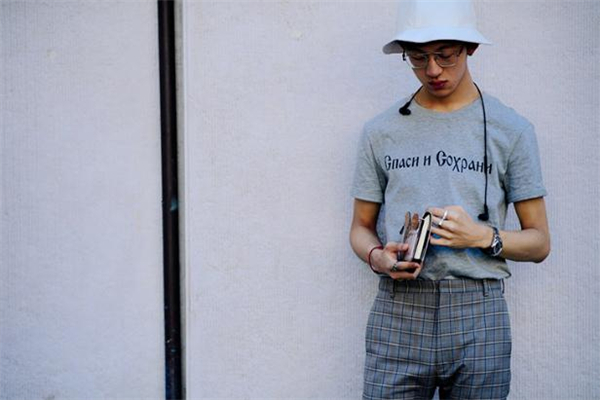 微胖男生怎么穿搭 微胖男生穿搭誤區(qū) 微胖男生怎么穿搭 微胖男生穿搭誤區(qū)