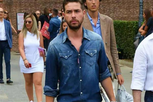 男生牛仔襯衫怎么搭配 男生牛仔襯衫搭配圖片 男生牛仔襯衫怎么搭配 男生牛仔襯衫搭配圖片