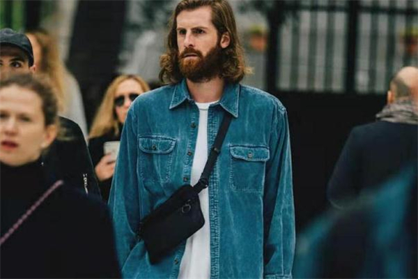 男生牛仔襯衫怎么搭配 男生牛仔襯衫搭配圖片 男生牛仔襯衫怎么搭配 男生牛仔襯衫搭配圖片