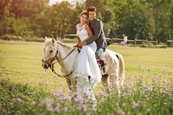 女生是否應(yīng)該婚前買房 女生有必要婚前買房嗎 女生是否應(yīng)該婚前買房 女生有必要婚前買房嗎