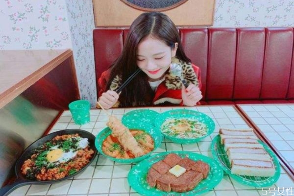 交往多久見家長比較好 交往多久適合見家長 交往多久見家長比較好 交往多久適合見家長