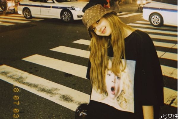 女生答應陪你出去吃飯意味著什么 女生愿意和你去吃飯 女生答應陪你出去吃飯意味著什么 女生愿意和你去吃飯