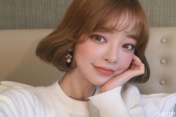 淺色系發(fā)色有哪些 顯白的淺色系發(fā)色 淺色系發(fā)色有哪些 顯白的淺色系發(fā)色