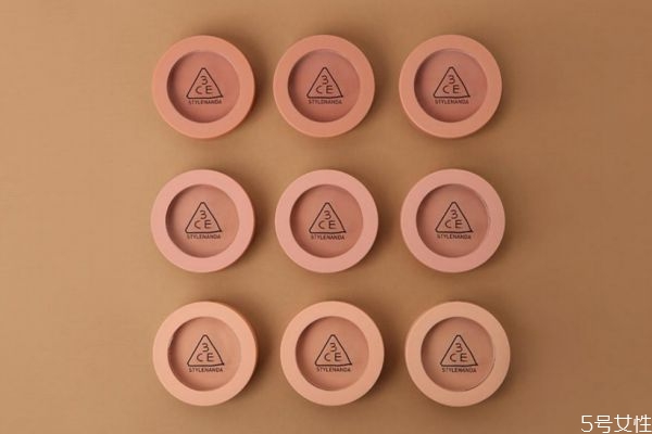 怎樣打腮紅顯臉瘦 腮紅有哪些畫法 怎樣打腮紅顯臉瘦 腮紅有哪些畫法