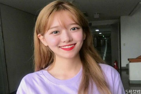 淺色系發(fā)色有哪些 顯白的淺色系發(fā)色 淺色系發(fā)色有哪些 顯白的淺色系發(fā)色