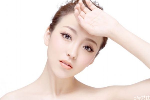 冬天臉出油厲害怎么辦 臉上出油厲害解決方法 冬天臉出油厲害怎么辦 臉上出油厲害解決方法