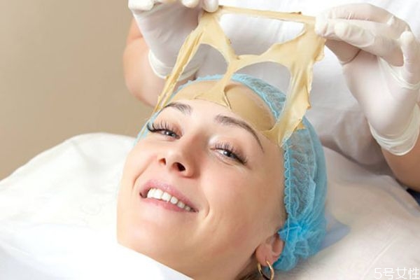 敷面膜時(shí)可以用補(bǔ)水噴霧儀嗎 敷面膜用熱噴還是冷噴 敷面膜時(shí)可以用補(bǔ)水噴霧儀嗎 敷面膜用熱噴還是冷噴