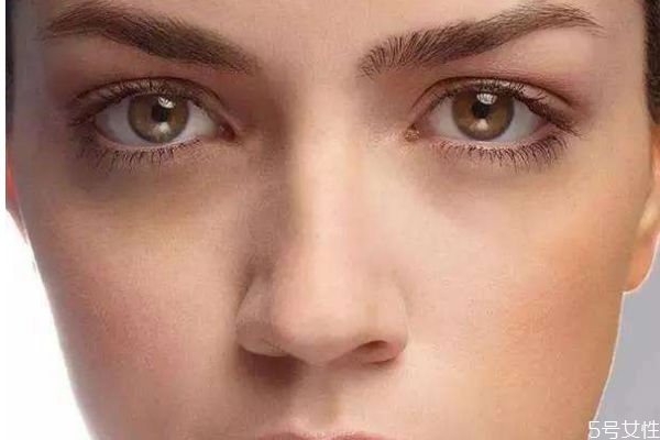 黑眼圈會(huì)自愈嗎 如何去除黑眼圈呢 黑眼圈會(huì)自愈嗎 如何去除黑眼圈呢