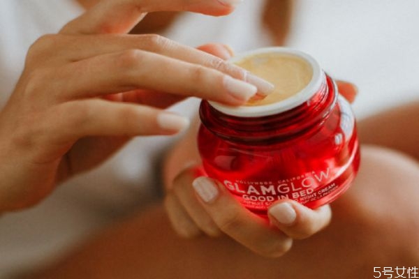 格萊魅柔嫩晚安面霜怎么樣 格萊魅柔嫩晚安面霜功效 格萊魅柔嫩晚安面霜怎么樣 格萊魅柔嫩晚安面霜功效