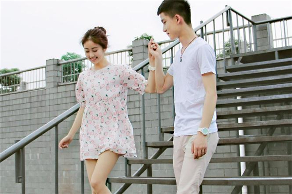 異地戀想男朋友了怎么辦 異地戀想男朋友了該怎么對他說 異地戀想男朋友了怎么辦 異地戀想男朋友了該怎么對他說