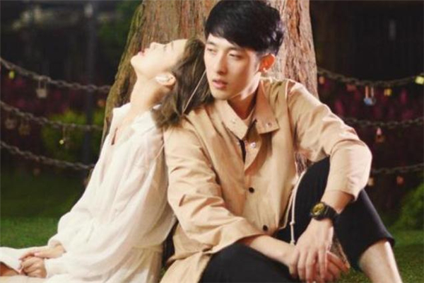 女人說(shuō)她老了是什么意思 女人說(shuō)她老了怎么回復(fù) 女人說(shuō)她老了是什么意思 女人說(shuō)她老了怎么回復(fù)