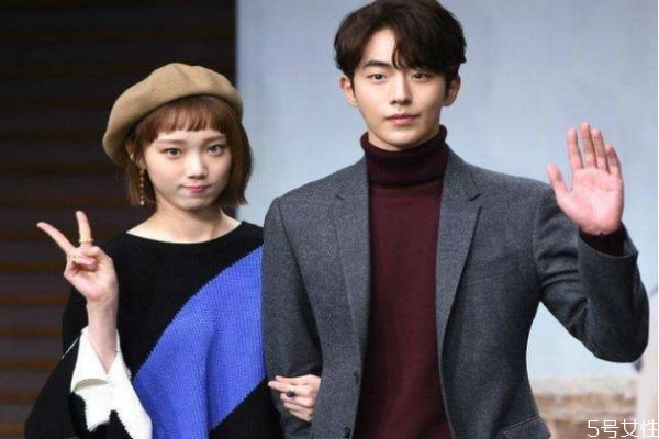 女朋友粘人好還是不好 粘人的女孩是什么心理 女朋友粘人好還是不好 粘人的女孩是什么心理